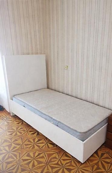 berde kiraye: 🏠 Tələbə oğlanlar üçün ideal mənzil — 1 nəfər 190 AZN 📍 Qış Parkının — 4