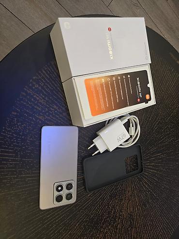 Xiaomi 14T, 256 GB, rəng - Boz,
Barmaq izi, Face ID lalafo.az -da Xiaomi 14T, 256 GB, rəng - Boz,
Barmaq izi, Face ID