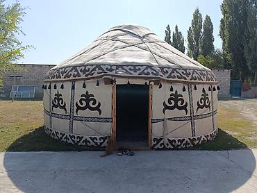 обувь ручной работы: Аренда юрты, Каркас Деревянный, 85 баш, С полом, Стол — 8