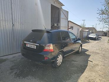 дымит мотор: Honda Civic: 2004 г., 1.7 л, Механика, Бензин, Хэтчбэк — 2