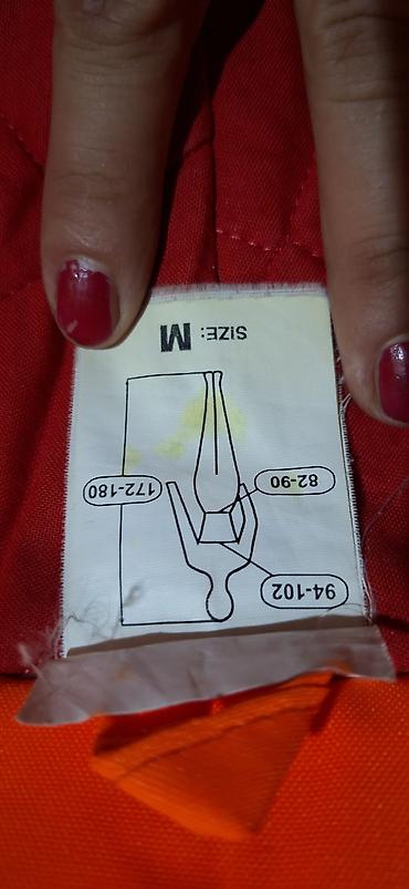 north face kurtka: Parlaq narıncı rəngdə sokar kambinzon geyim./jaketi – ölçü M — 2
