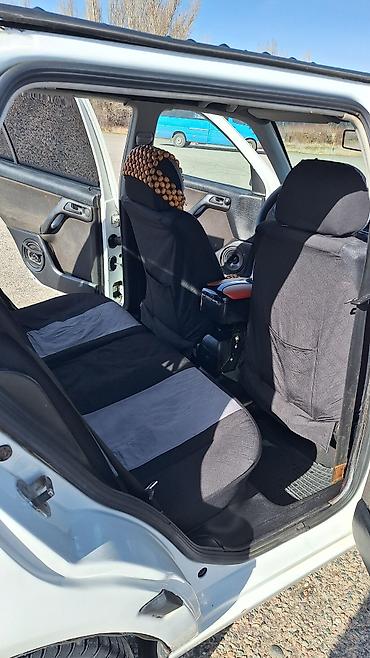 Volkswagen: Volkswagen Vento: 1996 г., 1.8 л, Механика, Бензин, Седан — 8