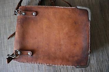 Антиквариат: Офицерский/полевой кожаный планшет 1940х гг. Состояние на фото, следы — 12
