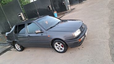 4м40 мотор: Volkswagen Vento: 1993 г., 1.8 л, Механика, Бензин, Седан