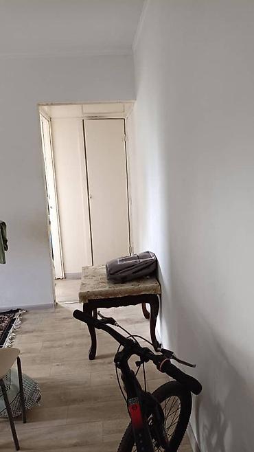 7 микрорайон квартиры: 2 комнаты, 45 м², 7 мкр 104 серия, 4 этаж, Старый ремонт — 6