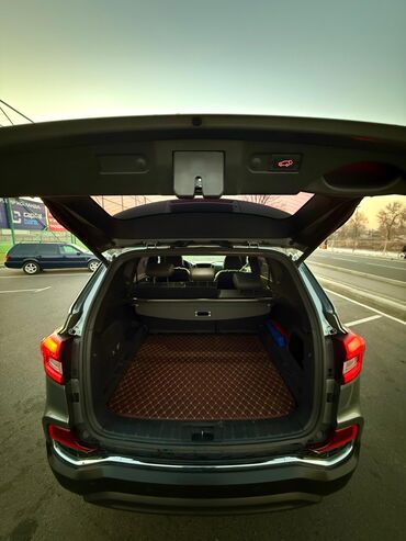 Другие автомобили: Внедорожник (5 дверей), цвет серый металлик. Основные особенности: - — 29