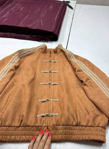 подростковый спортивный костюм: Беру неликвид