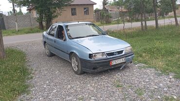 запчасти опель омега б: Opel Vectra: 1993 г., 1.6 л, Механика, Бензин, Седан