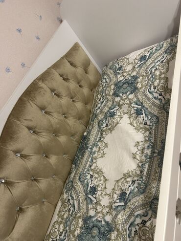 Beşiklər: Oğlan və qız üçün, Dördbucaq, Beşik, Dəstsiz, Matrassız, Yellənmə mexanizmsiz — 2