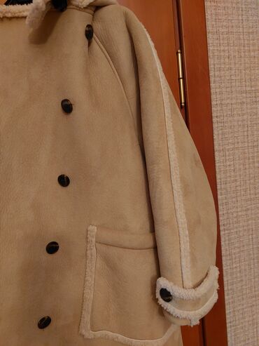 Kürklər: Kürk, PULL&BEAR, M, rəng - Bej -da lalafo.az — 7 Kürklər: Kürk, PULL&BEAR, M, rəng - Bej — 7