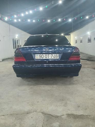 masin radiatoru: Mercedes-Benz E230, 1998-ci il, 2.3 mühərrik. Maşının vəziyyəti — 1