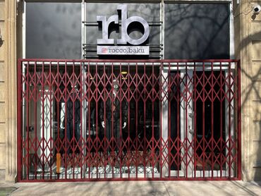 Barmaqlıqlar: Yana yığılan siyirməli resotka jaluzlerin sifarişi. Evlərin və -da lalafo.az — 9 Barmaqlıqlar: Yana yığılan siyirməli resotka jaluzlerin sifarişi. Evlərin və — 9