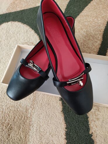 Другая женская обувь: Продаю балетку 36р новый(Hermes)650с