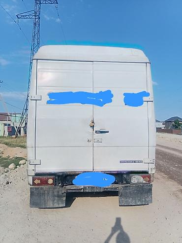 2 4 д: Легкий грузовик, Mercedes-Benz, Б/у — 2