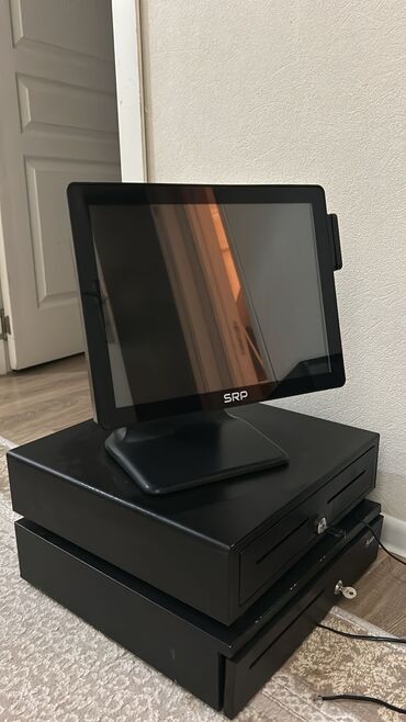 Biznes üçün program təminatı: Kassa toucsreen Cek pirinter Bakarat printer Skaner Pul kassası