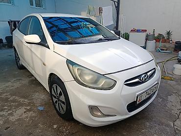 Hyundai Accent: 2013 г., 1.6 л, Автомат, Бензин, Седан