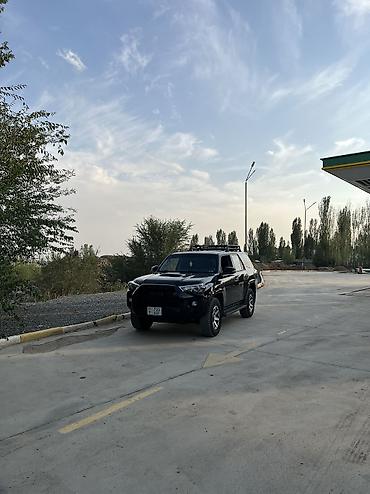 4runner: Toyota 4Runner: 2018 г., 4 л, Автомат, Бензин, Внедорожник — 3