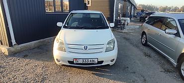 Toyota Ist: 2003 г., 1.5 л, Автомат, Бензин, Лифтбек