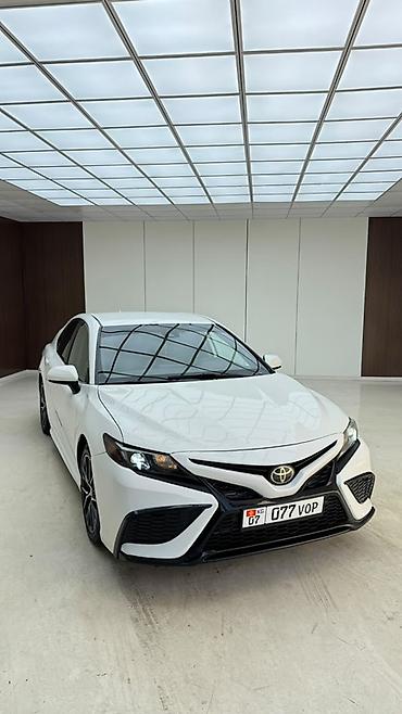 Toyota: Toyota Camry: 2021 г., 2.5 л, Автомат, Бензин, Седан — 5