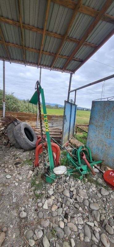 Digər nəqliyyat: Pres aparatı və paçka vuran, çox ideal vəziyyətdədir. Noldan yığılıb — 12