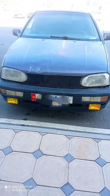 Продажа авто: Volkswagen Golf: 1993 г., 1.6 л, Механика, Бензин, Хэтчбэк — 2