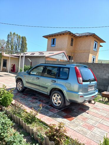 Nissan: Nissan X-Trail: 2002 г., 2 л, Механика, Газ, Кроссовер