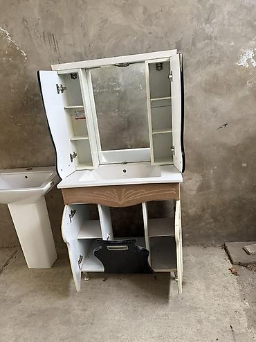 купить полки на стену: Hamam üçün lavabo və güzgülü dolab dəsti - Üst hissə: iri güzgü, hər — 2