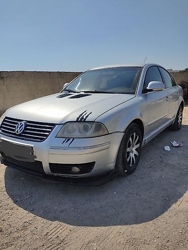 Volkswagen: Volkswagen Passat: 1.8 l | 2004 il Sedan — 1