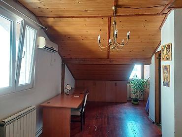 Dugoročni najam stanova: IZDAJEM STAN 90km2 NA STAROM CERAKU (ZARKOVO) Dva nivoa, prvi 50km2 — 6