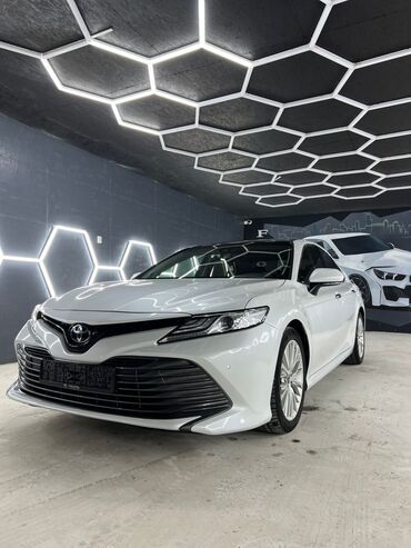 таота авенсиз: Toyota Camry: 2018 г., 2.5 л, Автомат, Бензин, Седан