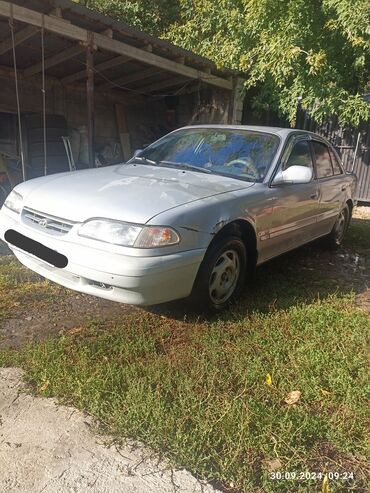 мерседес 124 3 2: Hyundai Sonata: 1996 г., 2 л, Механика, Бензин, Седан