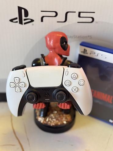 комп за 50к: PlayStation 5 (версия с дисководом) + аксессуары и игра Комплектация — 3
