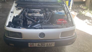 ткани на авто: Volkswagen Passat: 1991 г., 2 л, Механика, Бензин, Универсал