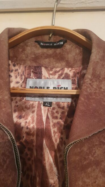 Kurtkalar: Təcili!!!Qadın üçün dəri gödəkçələr. təzədi. bir ədədi 50m. 7-8 — 10