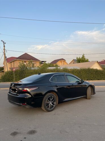 Toyota: Toyota Camry: 2021 г., 2.5 л, Вариатор, Гибрид, Седан — 4