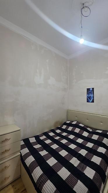 lokbatanda ev satisi: 2 otaqlı heyet evi. Çıxarış. destatiy kruqa yaxın,asvalt qapıya kimi — 5