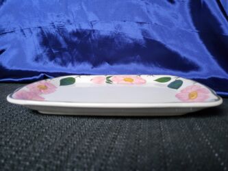 Ostalo posuđe: Tanjir vintaz Villeroy - Boch kolekcija Wild Rose Nemacka. Tanjir za na lalafo.rs — 7 Ostalo posuđe: Tanjir vintaz Villeroy - Boch kolekcija Wild Rose Nemacka. Tanjir za — 7