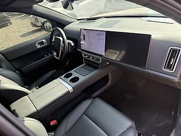 бензогенератор на трицикл: Lixiang L6: 2024 г., 1.5 л, Автомат, Гибрид, Roadster — 7