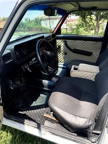 kohnə maşın bazarı: VAZ 2107, ağ rəng, 4 qapılı sedan. Maşın otur sür maşındı 2006 1.7 — 10