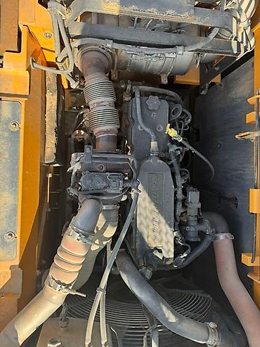 Экскаваторы: Экскаватор, Hyundai, Гусеничный — 7