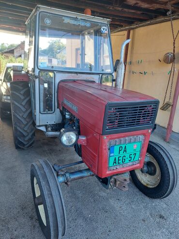 farmerice m i kais: Traktor odličan bez dinara ulaganja. Gume sve 4 nove. Akumulator nov