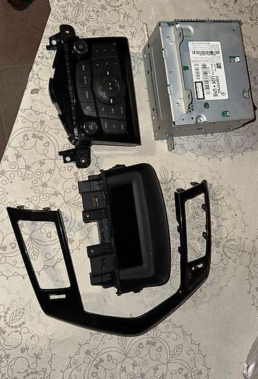 Avtoelektronika: Chevrolet üçün orijinal multimedia/radio sistemi komplekti Tərkib: - — 1