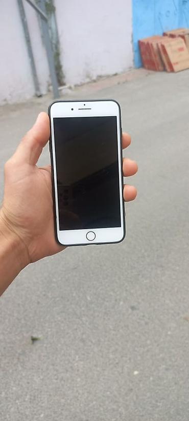 iphone 8 pus: IPhone 7 Plus, 128 GB, Qara, Barmaq izi — 1