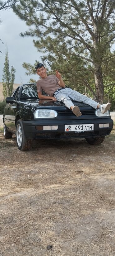 запчасть на хонда фит: Volkswagen Golf: 1994 г., 1.8 л, Механика, Бензин