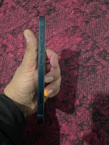 Apple iPhone: IPhone 13, Б/у, 128 ГБ, Черный, Коробка, 71 % — 9