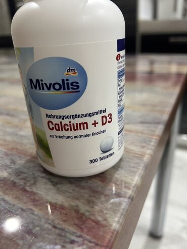 Vitaminlər və BAƏ: Mivolis markasına aid kalsium və D3 vitamini ehtiva edən bu qida