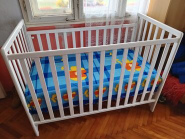 Cribs: Unisex, Used