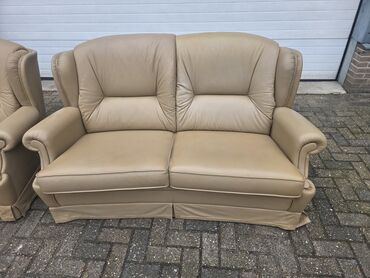 Stilske garniture: Kožna garnitura – set od dve sofe u bež boji - Model: klasični dizajn — 6
