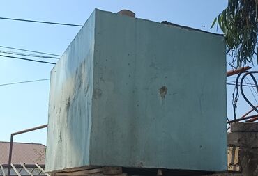 Boçkalar və çəlləklər: Bak, Metal, 1000 l l, İşlənmiş, Ünvandan götürmə