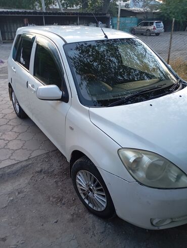 Mazda: Mazda Demio: 2001 г., 1.3 л, Автомат, Бензин, Купе